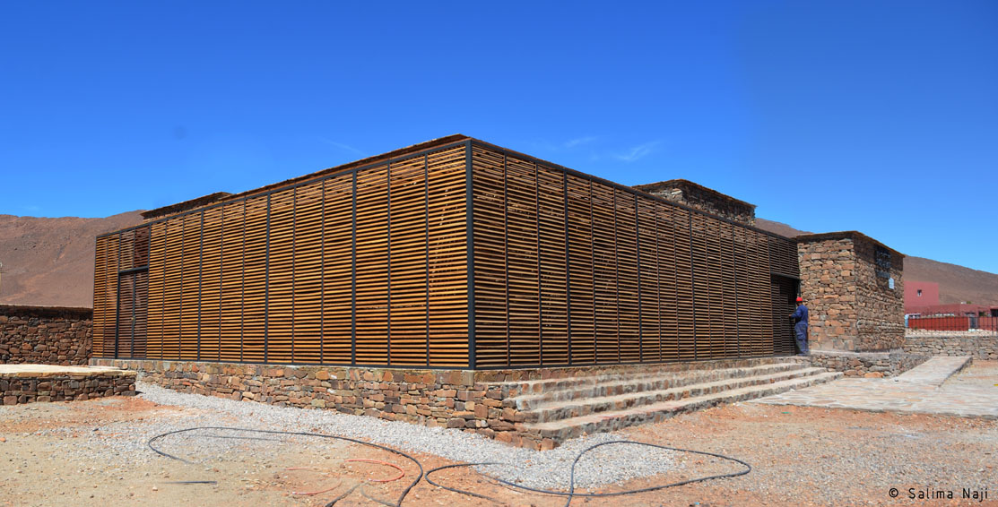 Travaux de construction du centre culturel d'Ait Ouabelli, Province de Tata